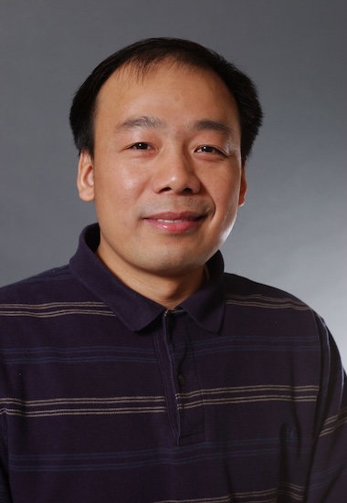 Picture of Yijun Zuo